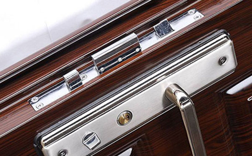 秀洲區上門開鎖(指紋鎖防盜門開鎖)