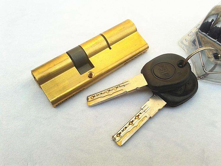 綠園區(qū)上門開鎖(指紋鎖防盜門開鎖)