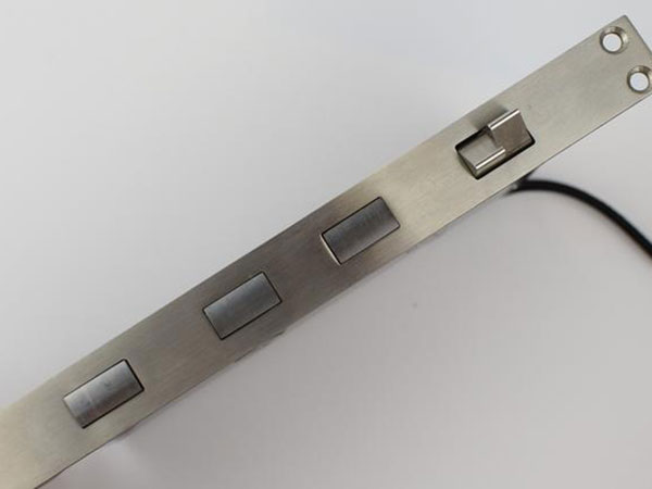 南平汽車開鎖（配汽車鑰匙公司）