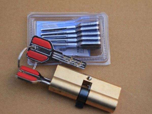 秀城區換鎖(換鎖公司電話)