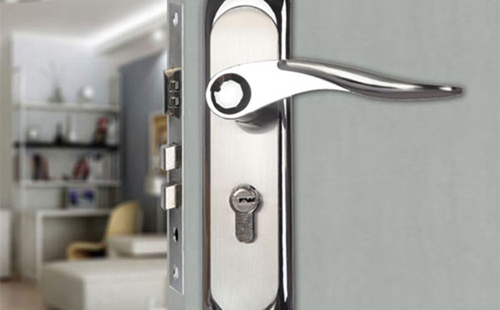 淮陰區汽車開鎖(配汽車遙控鑰匙)